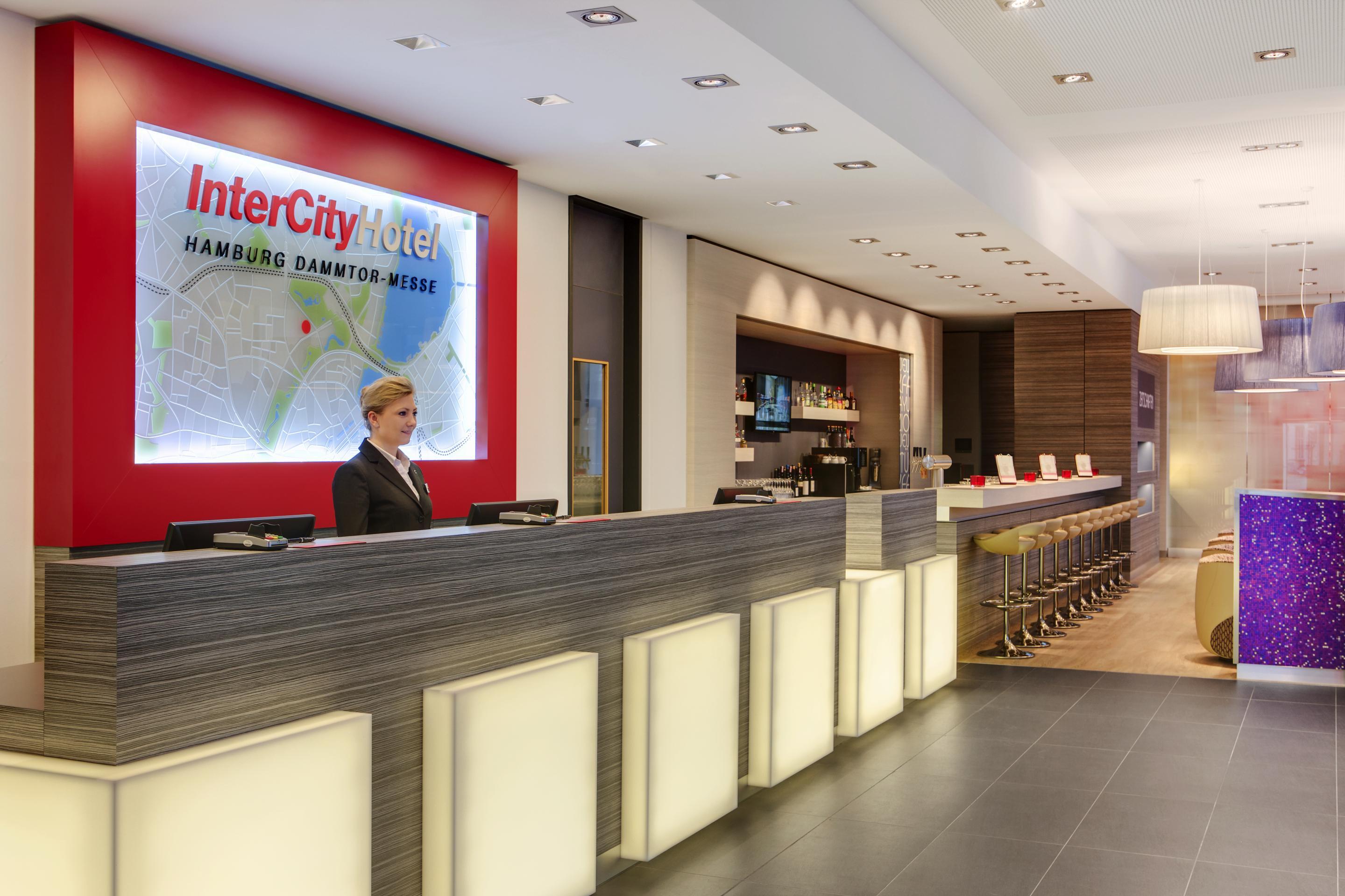 Intercityhotel Hamburg Dammtor-Messe Dış mekan fotoğraf