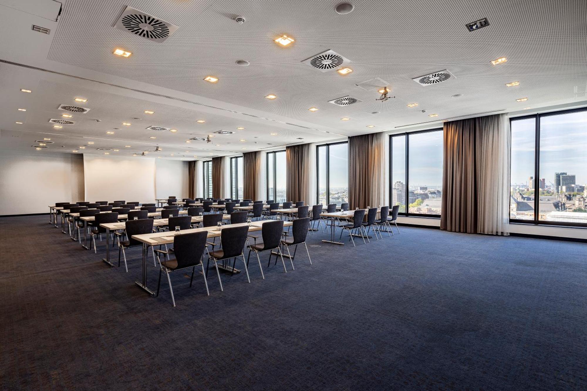 Intercityhotel Hamburg Dammtor-Messe Dış mekan fotoğraf