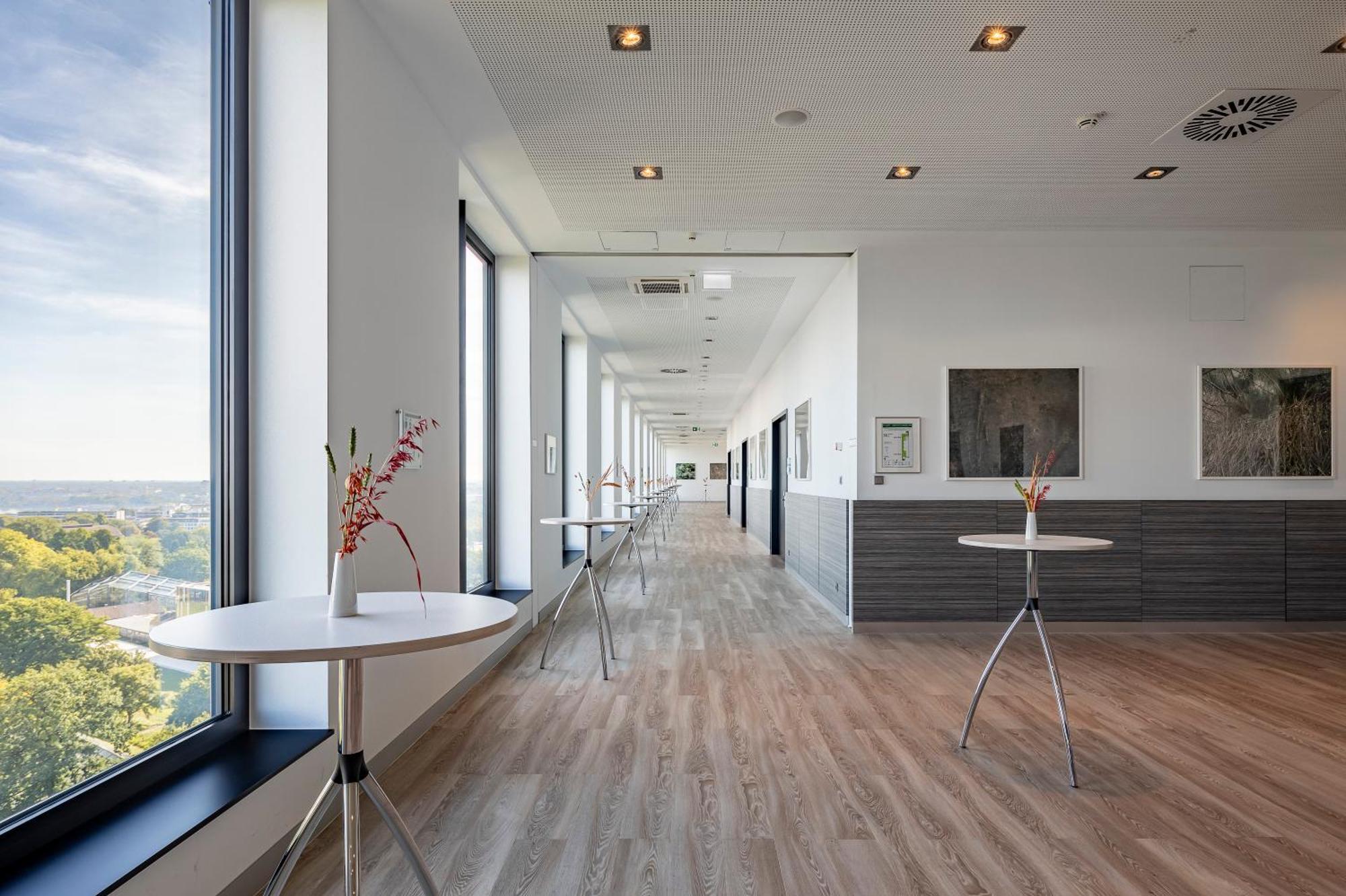 Intercityhotel Hamburg Dammtor-Messe Dış mekan fotoğraf