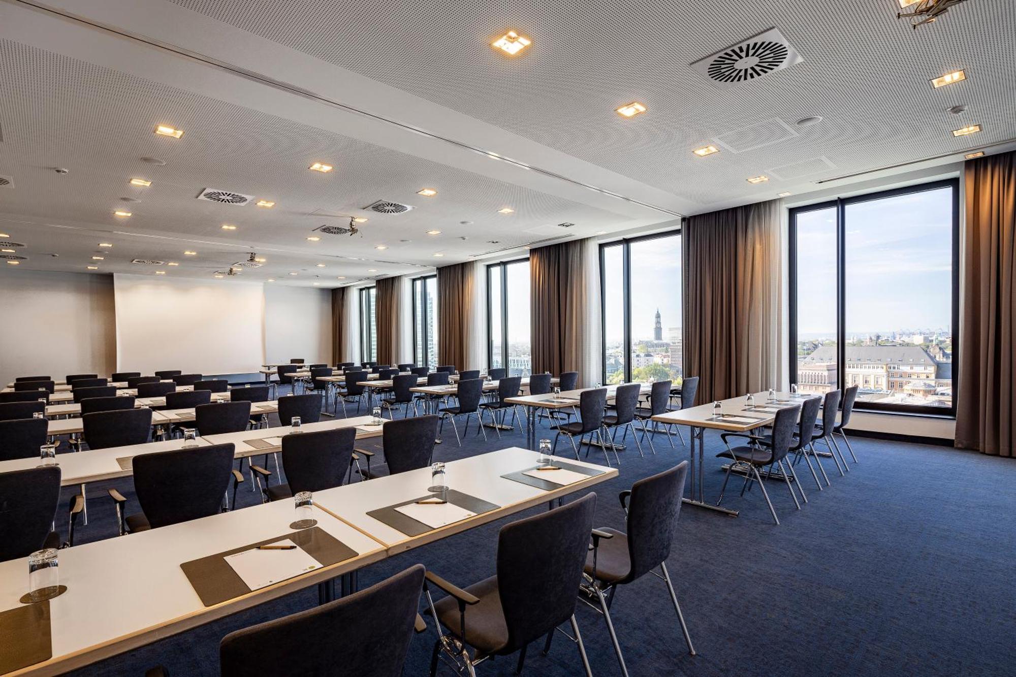 Intercityhotel Hamburg Dammtor-Messe Dış mekan fotoğraf